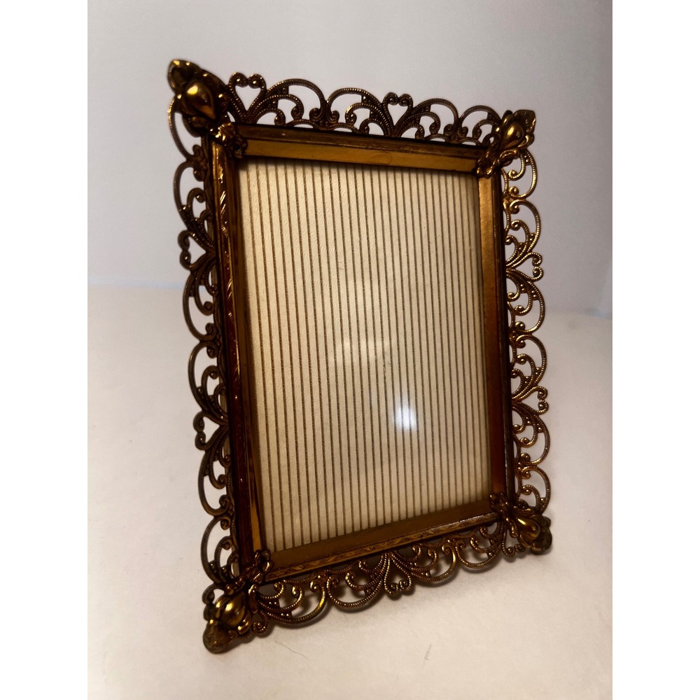 Vintage Brass Filigree Picture Frame Ornate Gold Tone Metal Heart Scroll 3x4
